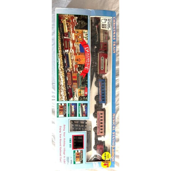 Vintage Dicksenville collectable Christmas train set - Picture 2 of 7